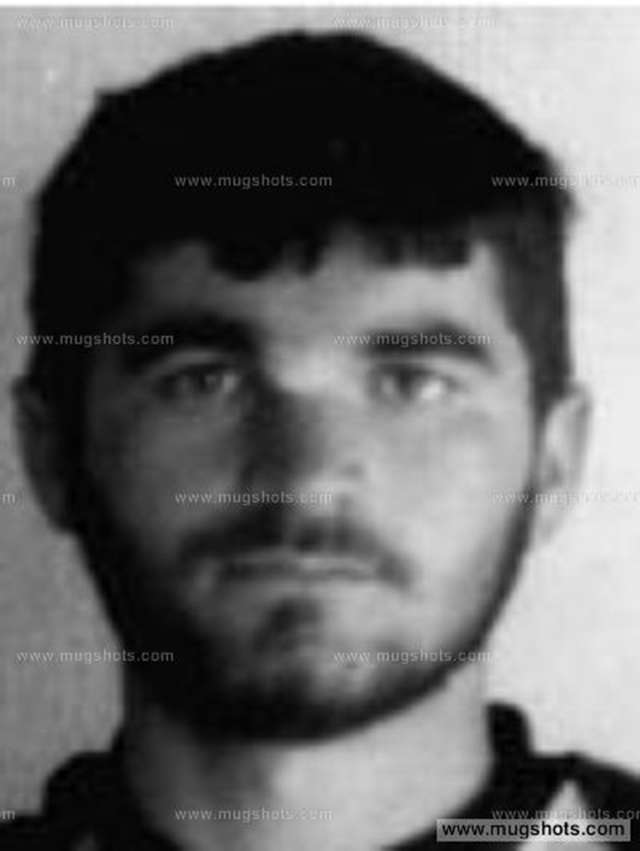 EMRI & FOTO GALERI/ Ekstradohet nga Gjermania i dënuari përjetë për një vrasje dhe dy plagosje në Durrës