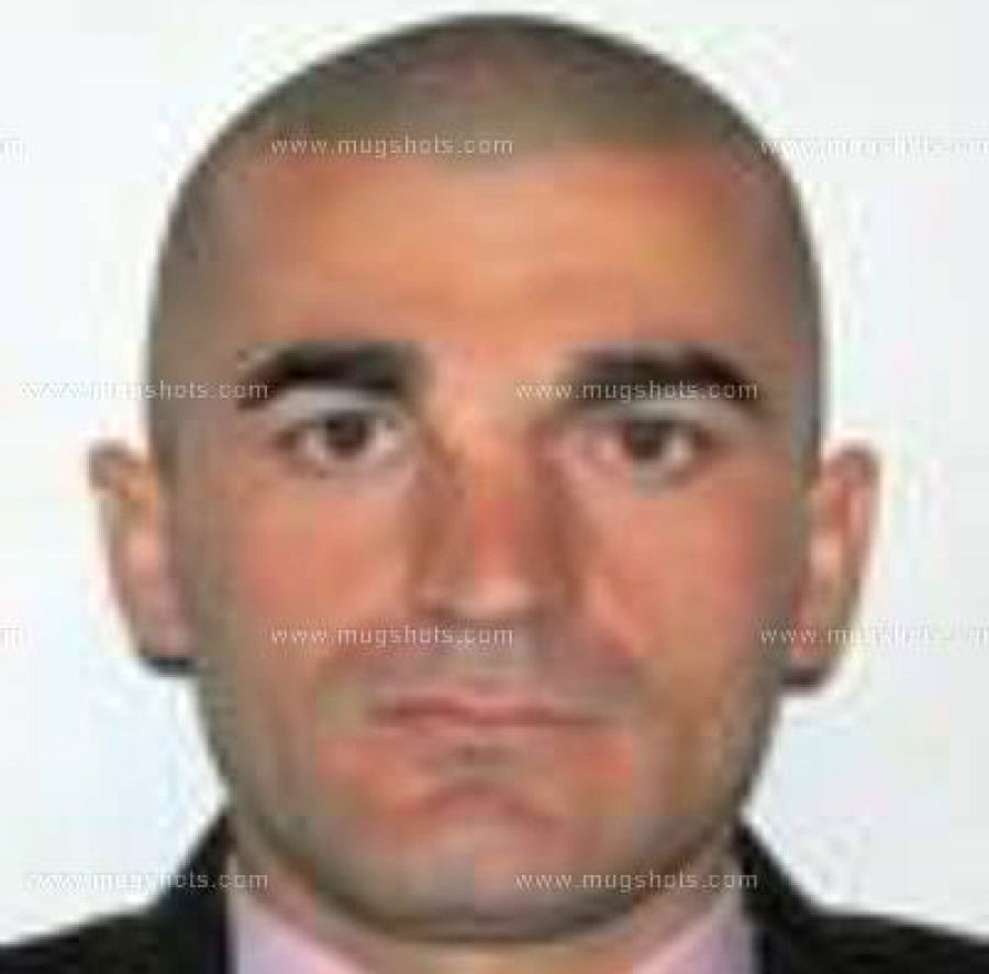 EMRI & FOTO GALERI/ Ekstradohet nga Gjermania i dënuari përjetë për një vrasje dhe dy plagosje në Durrës