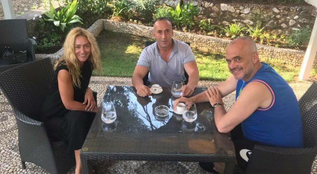 FOTO LAJM/ Ramush Haradinaj takohet me Edi Ramën, ja për çfarë kanë biseduar