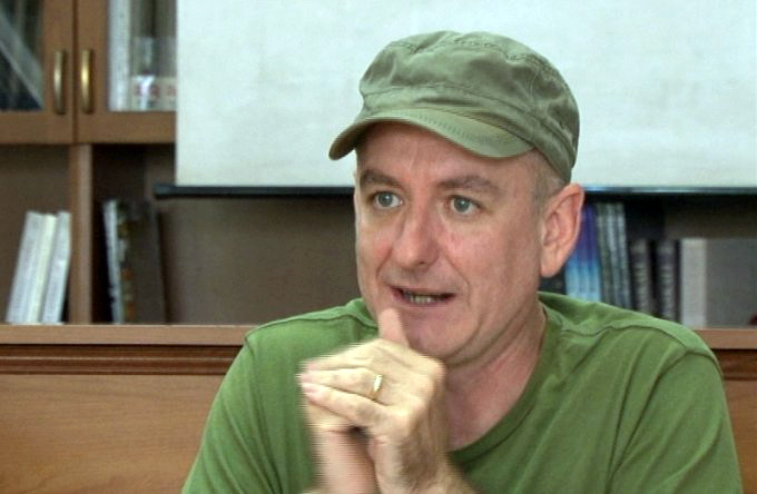 FOTO GALERI/ Piktori shqiptar Helidon Gjergji, nga New York në Shkup për të hapur Hamam