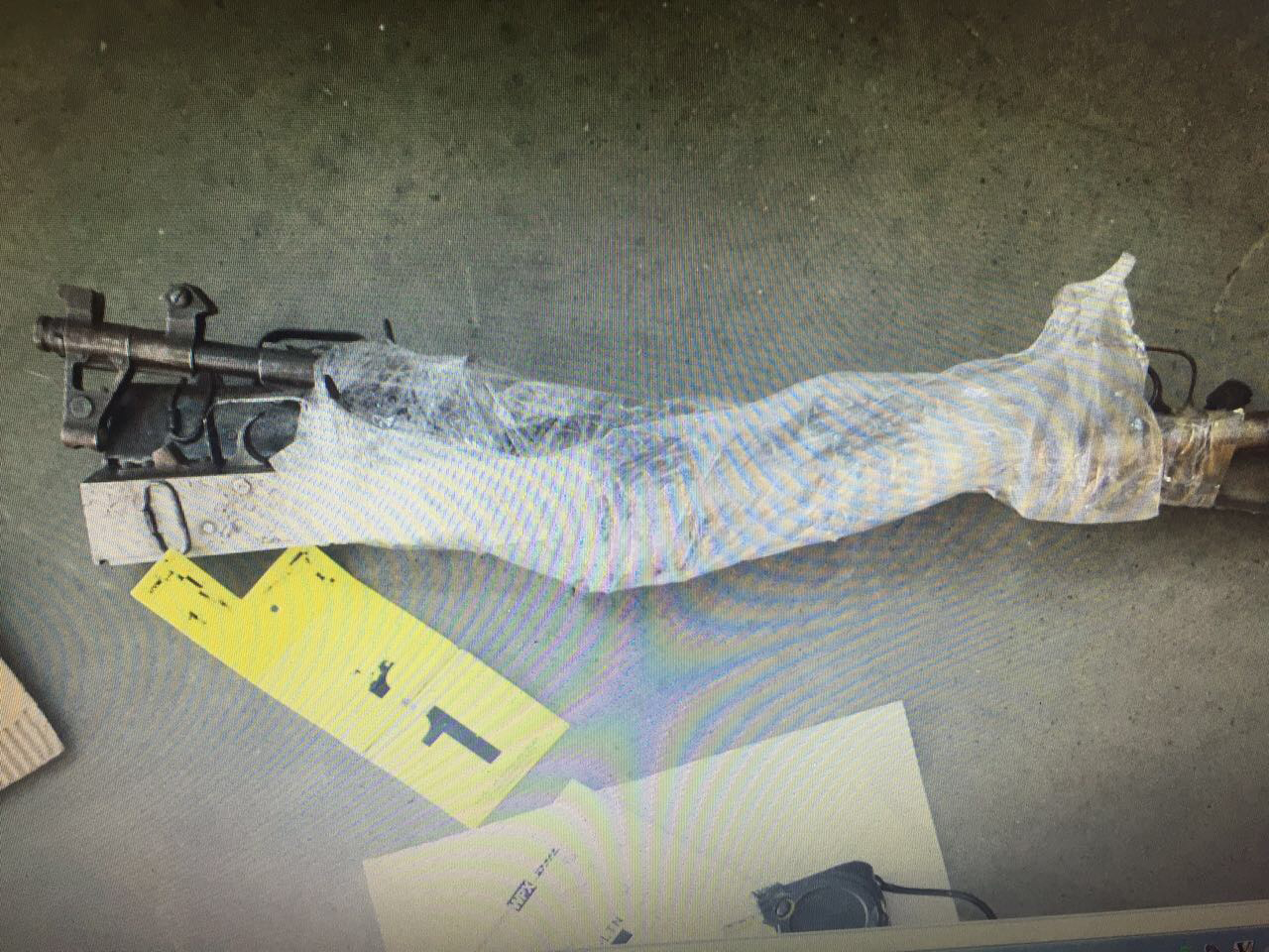 FOTO GALERI/ Ja si u fshehën tre kallashnikovë në pakot postare për t’u dërguar në Londër