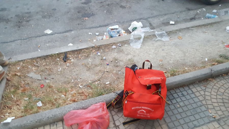 FOTO & EMRI/ Shkodër, sulmohet dhe grabitet vajza në mes të qytetit