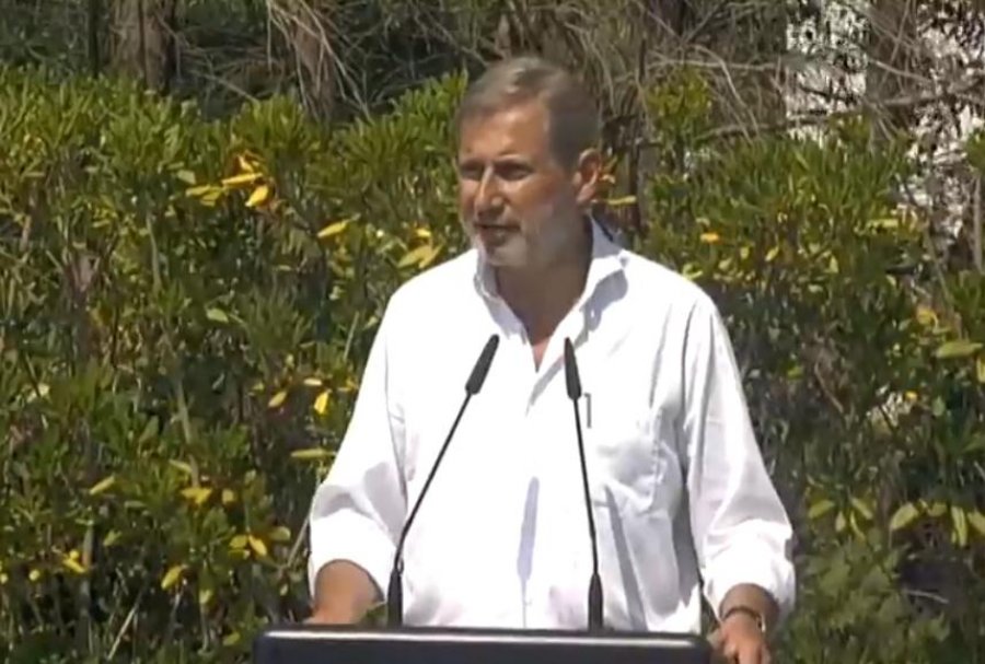 Johanes Hahn flet nga Durrësi: Anëtarësimi i Shqipërisë në BE? – Krijoni një herë “Jugosllavinë e re”