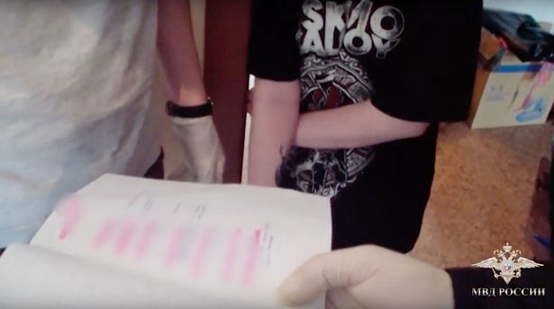 VIDEO & FOTO GALERI/ Arrestohet adoleshentja, “truri” i lojës vetëvrasëse “Balena Blu”