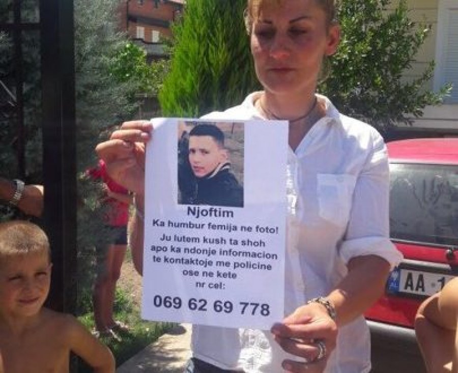 Shkodër, i  vdes vëllai, 18-vjeçari Çarkaj tenton vetëvrasjen