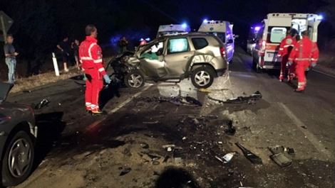 FOTO/ Tragjedi në autostradë, shqiptari i dehur përplaset me “Toyota”, shuhen tre jetë
