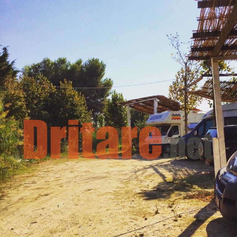 Kampi ku nuk pranohesh nëse je shqiptar: Jeni zhulsa!