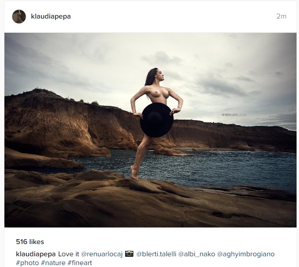 FOTO/ Balerina e njohur shqiptare sërish nudo