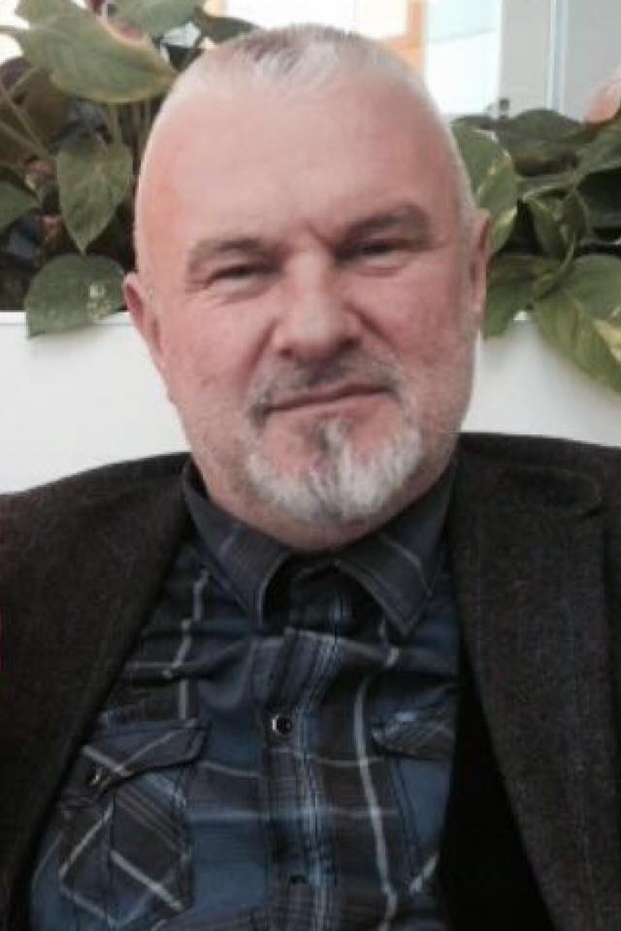 Si ndodhi sherri mes ish-deputetit socialist dhe ish-gruas, e futi me forcë në makinë dhe më pas