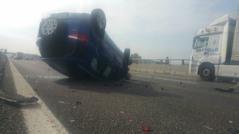 FOTO/ Deputeti shqiptar aksidentohet në Parma të Italisë