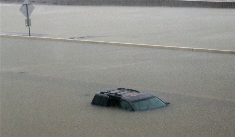 SPECIALE & FOTO GALERI/ Njihuni me Heronjtë shqiptarë që po shpëtojnë qindra amerikanë nga vërshimet në Houston Teksas