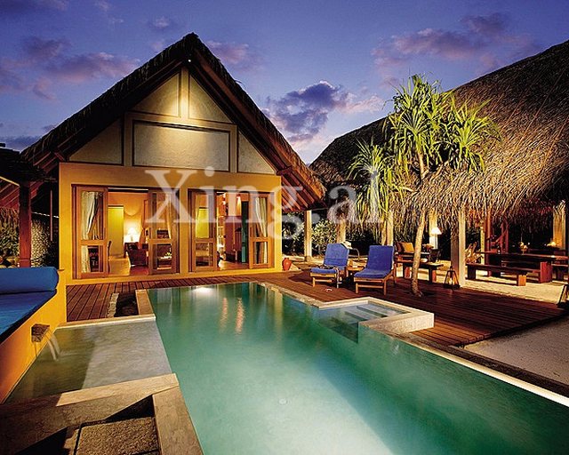 FOTO/ Vila luksoze që kanë zgjedhur Besi dhe Xhensila për të kaluar muajin e mjaltit