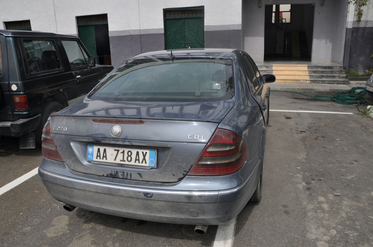 FOTO/ Elbasan, sekuestrohen 13 kg drogë, dy të arrestuar