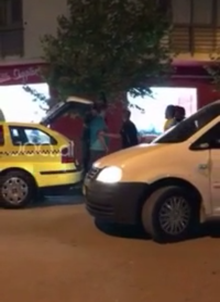 VIDEO/ “Ta fus plumbin në gojë”, gangsterët rrihen në sy të policëve