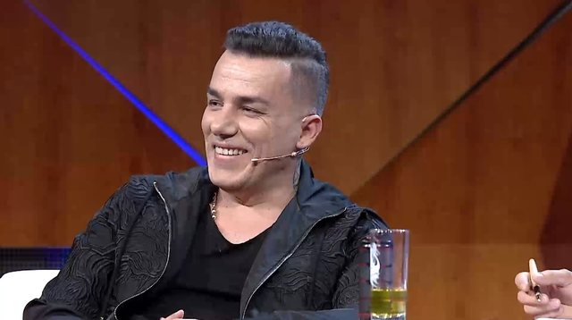 Rrëfehet Albi Nako: Çfarë i punoja mësueses kur isha në shkollë