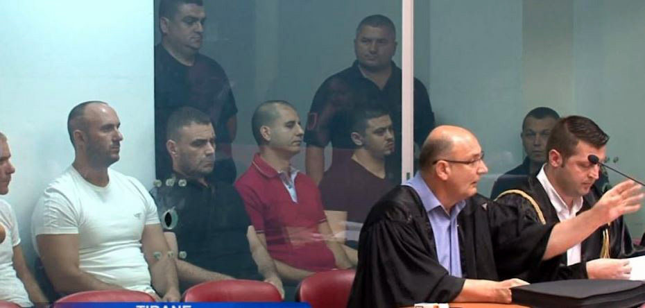 EMRI/ Gjyqi ndaj Emiljano Shullazit, dëshmitari ndryshon deklarimet para trupit gjykues