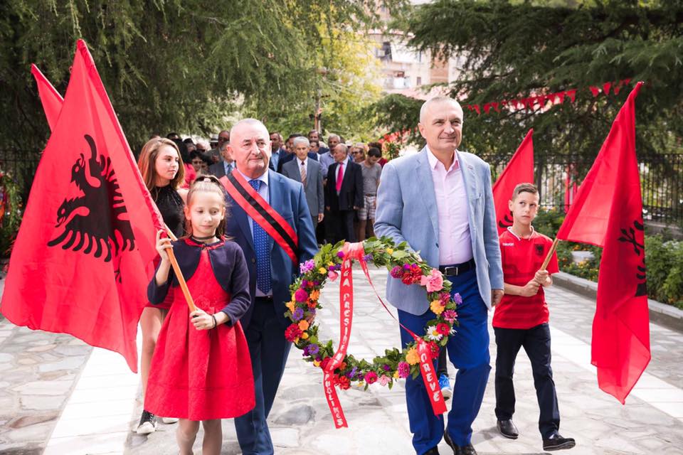 VIDEO/ Presidenti Meta në Skrapar: Sot duhet të jemi të gjithë të bashkuar…