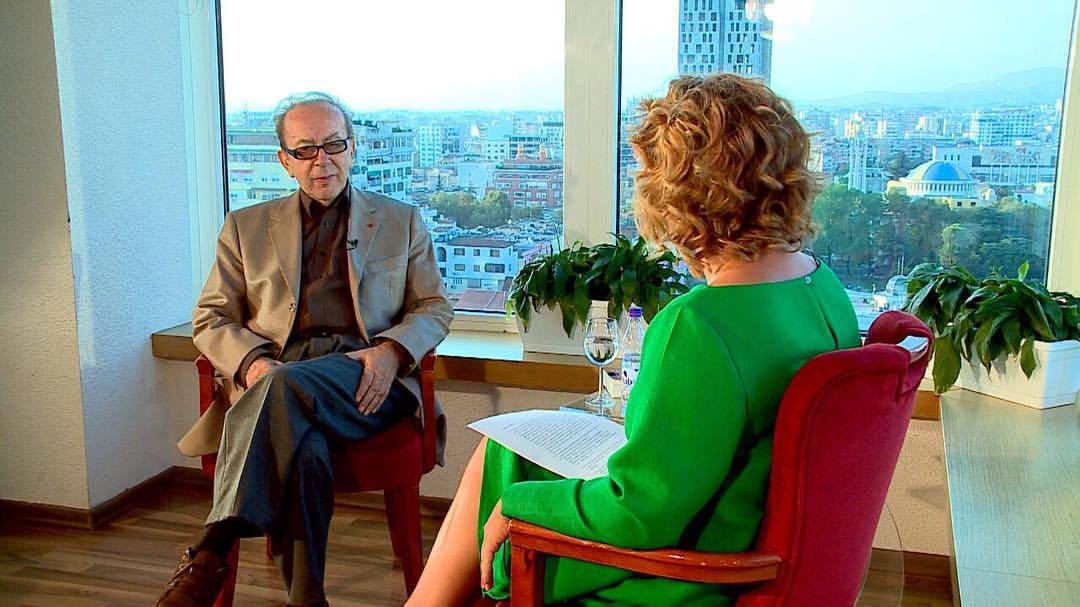 VIDEO/ Kadare: Todi Lubonjen e kisha mik, Fatos Lubonja akuzoi babanë dhe e zhyti thellë e më thellë