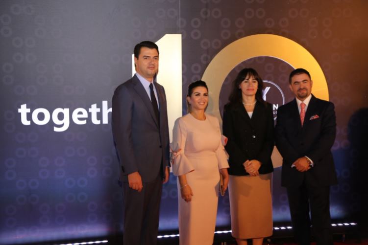 FOTO GALERI/ Ora News feston 10-vjetorin, prezanton logon e re