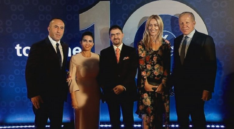 FOTO GALERI/ Ora News feston 10-vjetorin, prezanton logon e re