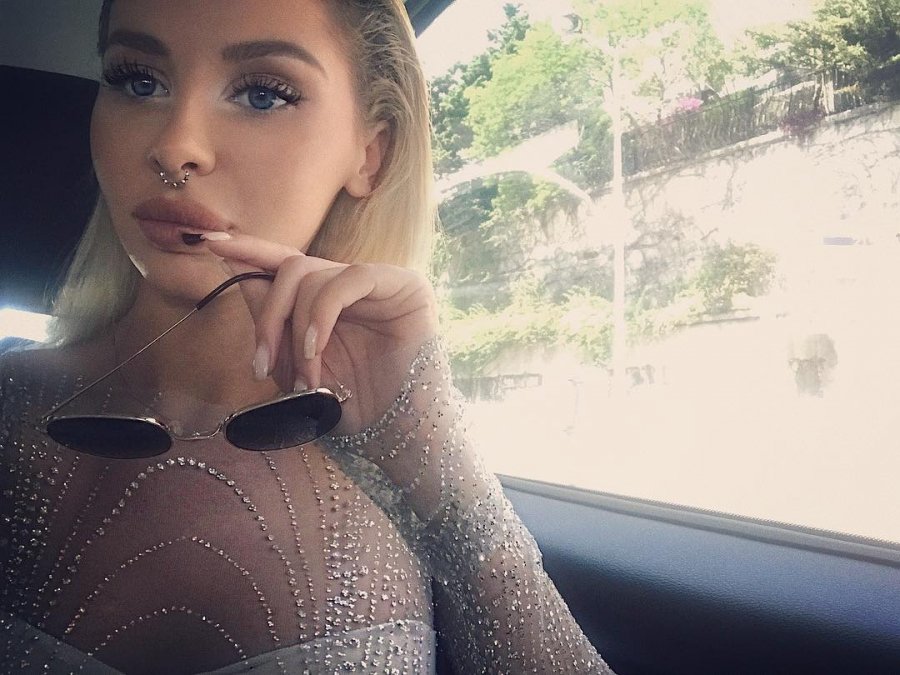 FOTO & VIDEO/ Para 10 vjetësh, kur Aurela Hoxha ishte velina e Ardit Gjebreas