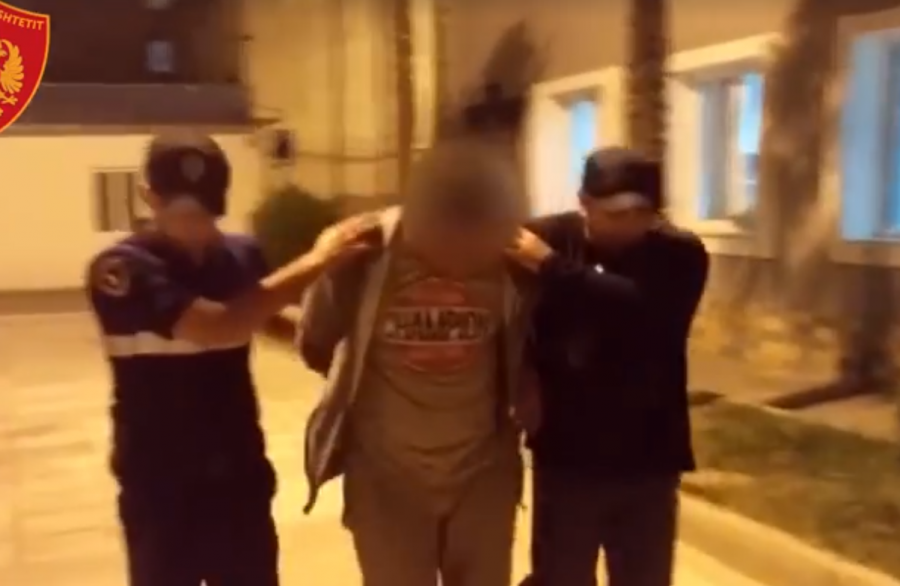 VIDEO/ Vlorë, policia arreston të fortin që e pinte kafen me armë në brez