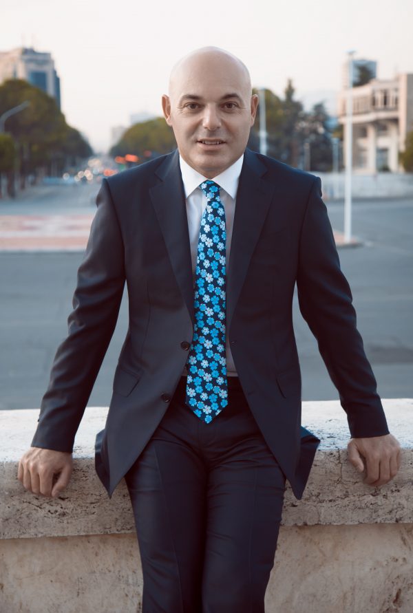 Fevziu tregon të fshehtat e emisioneve të vështira: Gruaja më dërgoi mesazh kur u zemërova me Lamen