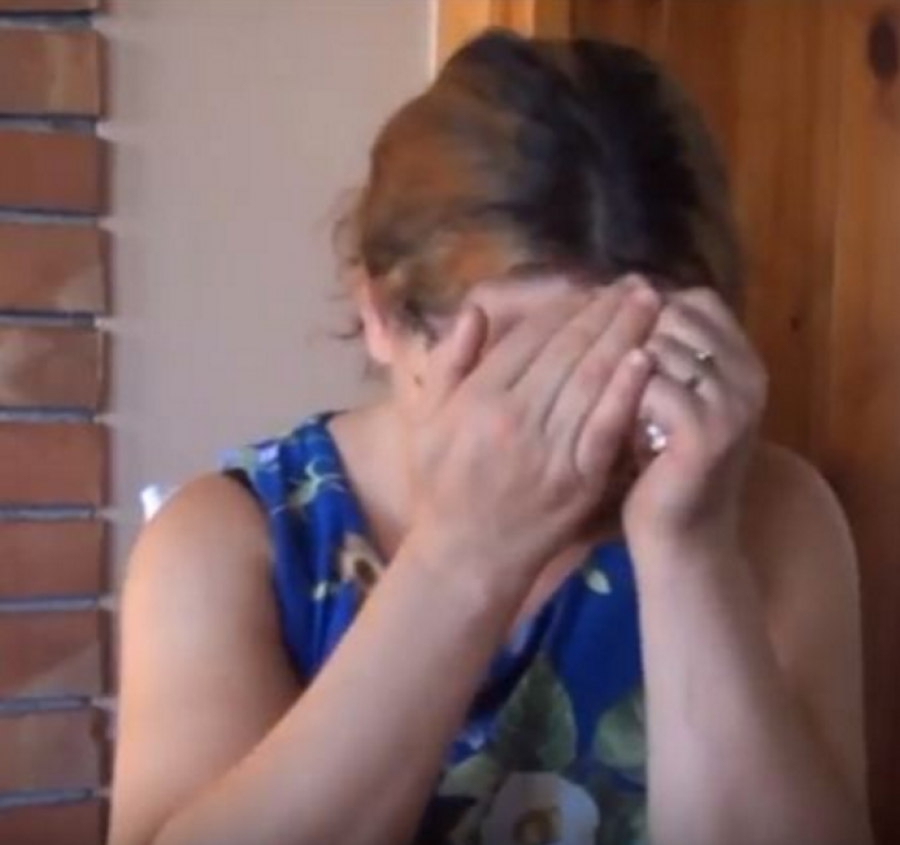 SKANDAL/ Gruaja dhe vajzat rrihen nga kunati, por urdhërin e mbrojtjes e merr dhunuesi