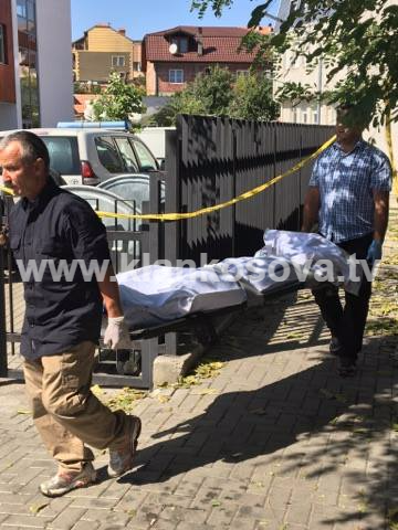 FOTO/ Vritet adoleshenti me 4 plumba në mes të kryeqytetit