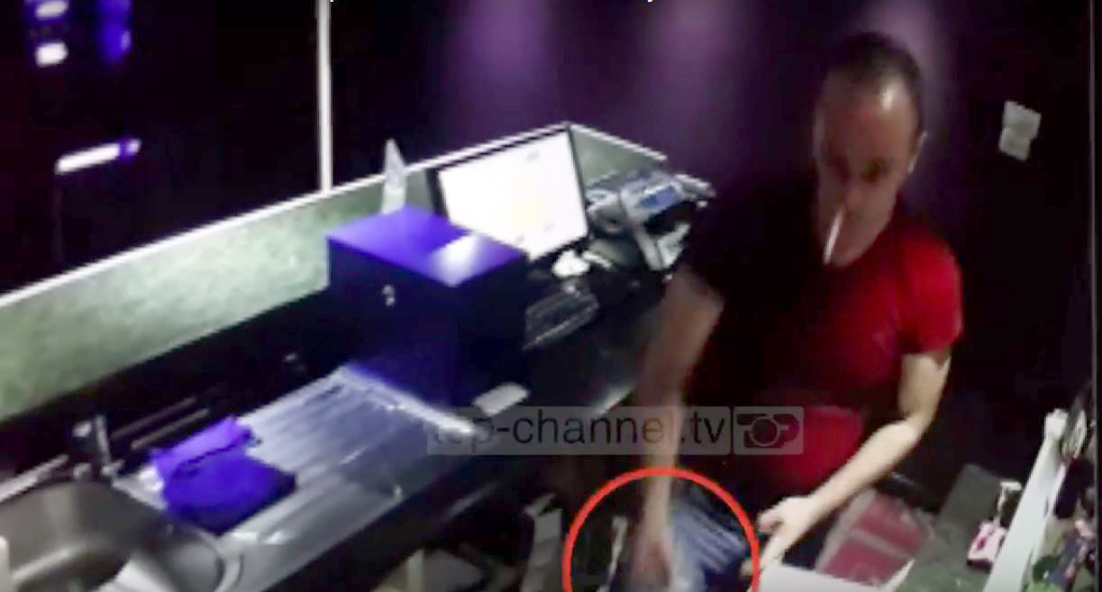 VIDEO/ Tiranë, dalin pamjet, ja si 30-vjeçari grabiti me një thikë kazinonë