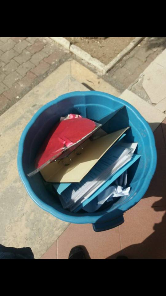 FOTO/ “Zhduket shkolla” me urdhër nga lart…!!!