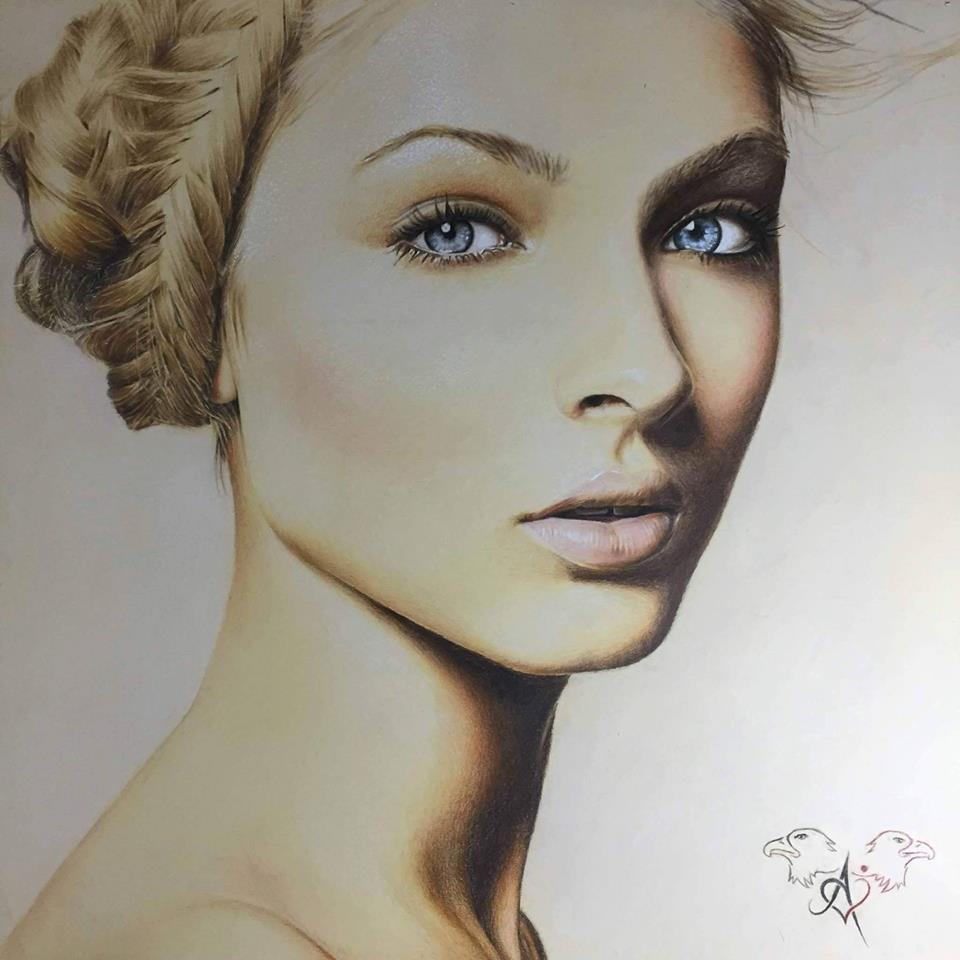 Letra e papritur e Lolitës për gazetaren Mira Kazhani