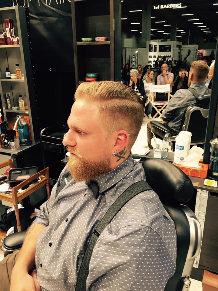 EMRI & FOTO GALERI/ Shqiptari renditet në mesin e 5 berberëve më të mirë në botë