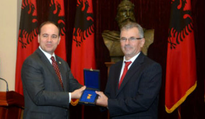 INTERVISTA/ Dorëheqja e kreut të SHISH, Bujar Nishani: Si e njoh unë Visho Ajazi Likën, ja provat që ai u shantazhua