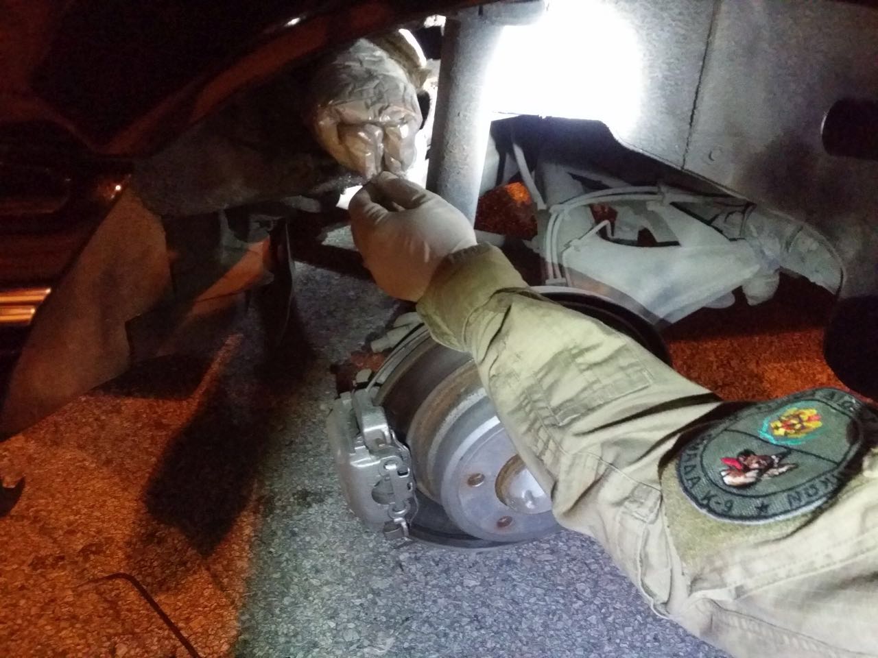 FOTO GALERI/ Greqi, kapet heroinë në BMW-në shqiptare, në pranga dy persona