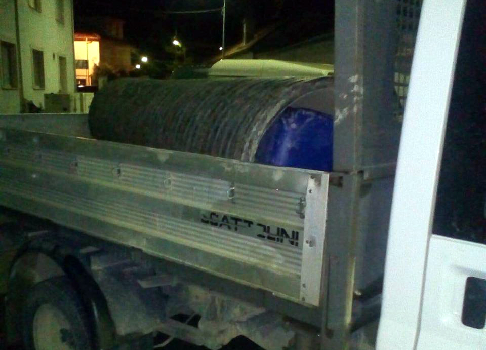 EMRAT & FOTO GALERI/ Maliq punonjësit e firmës vjedhin dhe shesin 280 litra naftë