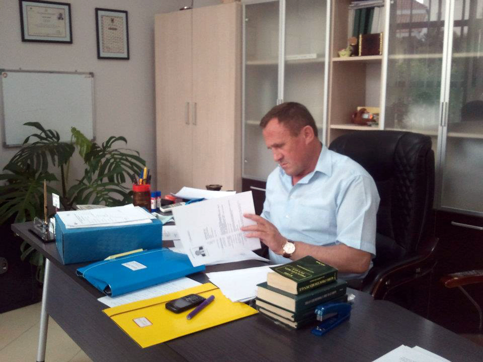 Tiranë, lihet në burg avokati mashtrues