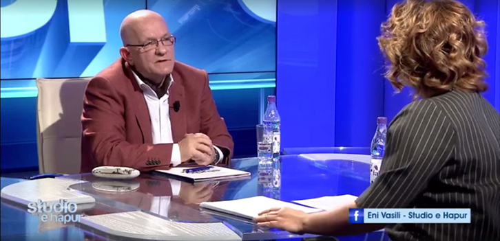 Akademiku Përparim Kabo: Saimir Tahirin e kam ngelur dy herë në provim, ja pse i kërkova në janar të largohej si ministër i Brendshëm