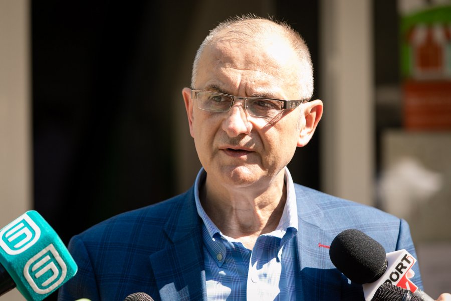 Vasili: Trafikantët e drogës u ligjëruan sot si parti politike në pushtet