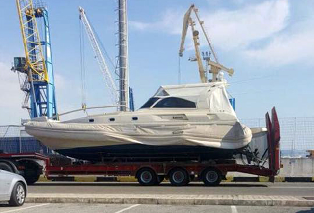 FOTO LAJM/ Vazhdon prishja e provave, hiqet gomonia e Saimir Tahirit nga Porti