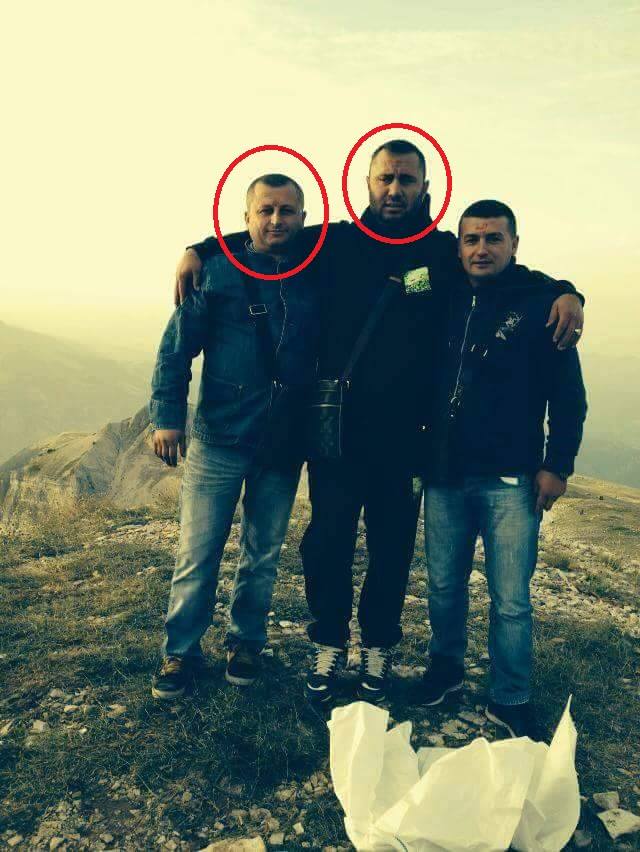 FOTO LAJM/ Itali, kushëriri i Saimir Tahirit arrestohet për trafik droge, në Shqipëri ha e pi e ngre dolli me shefa Policie