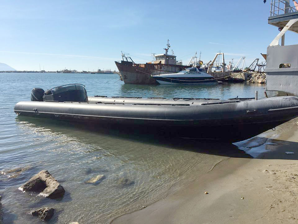 FOTO/ Vlorë, sekuestrohet gomonia me vlerë 150.000 euro