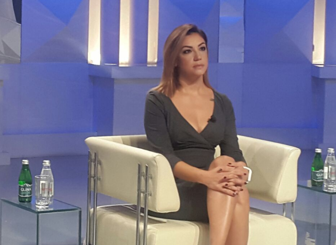 Gazetarja Anduena Llabani: Habilaj provoi të paguante drekën e qeverisë në Orikum