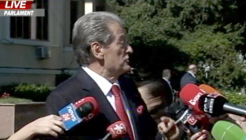 Sali Berisha i përgjigjet fyerjes së Edi Ramës