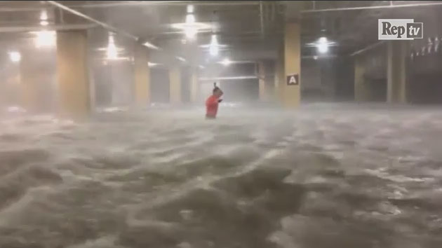 VIDEO/ Uragani “Nate” në SHBA, si përfundoi fotografi në garazhd