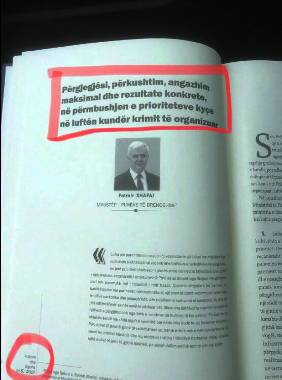 FOTO LAJM/ Studentët detyrohen të mësojnë “me laps në dorë”, fjalimet e Fatmir Xhafajt