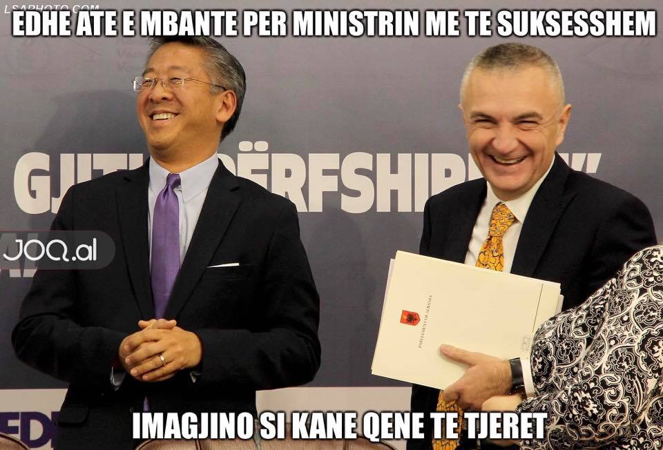 FOTO GALERI/ “Arrestohet Saimir Tahiri”, plas gallata në rrjetet sociale pas akuzave për Saimir Tahirin