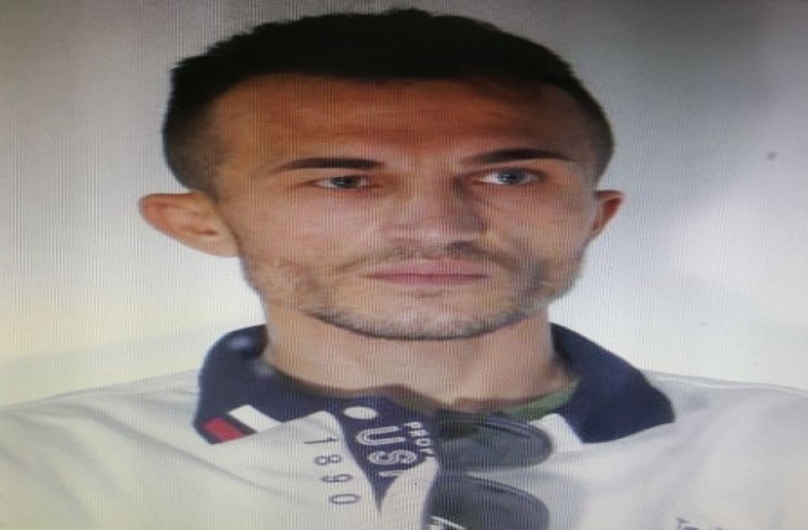 FOTO/ Policia italiane gjen mini-thesarin e vjedhur, arrestohen tre shqiptarë , ja emrat