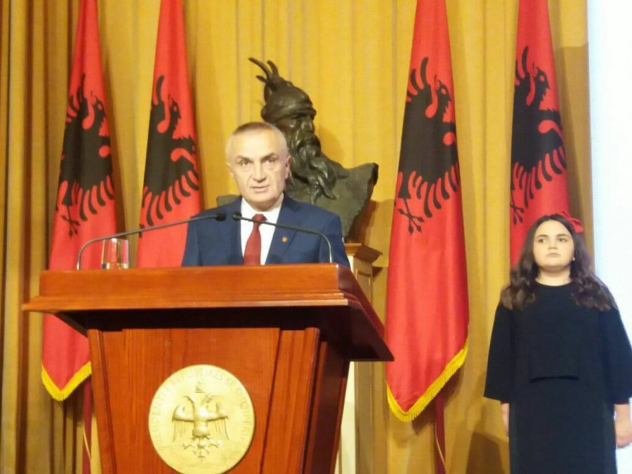 FOTO GALERI/ Meta pritje për Ditën e Pavarësisë: Të konsolidohet demokracia, të përmirësohet qeverisja