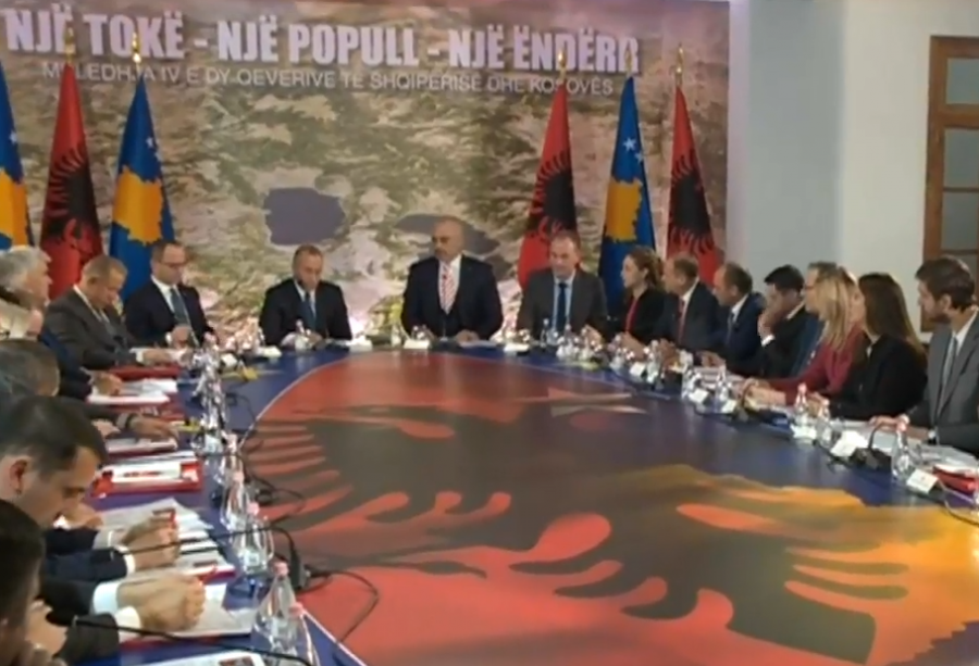 Mbledhja e dy qeverive Shqipëri – Kosovë, Rama flet për objektivat e përbashkëta, por Haradinaj kërkon…